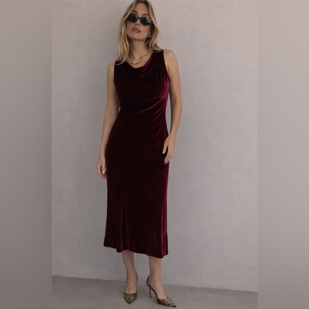 Vintage Bloomingdale’s Silk Blend Velvet Dropped Waist Midi Dress Red Size 4